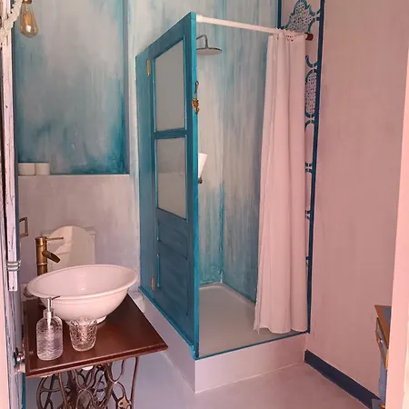 Homestay Avo Da Rosa 2 *