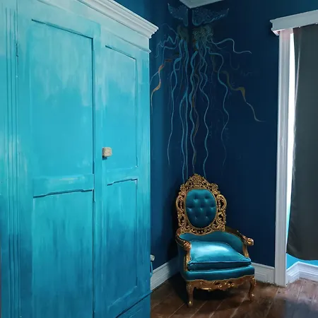 Δωμάτια σε οικογενειακή κατοικία Avo Da Rosa 2 *